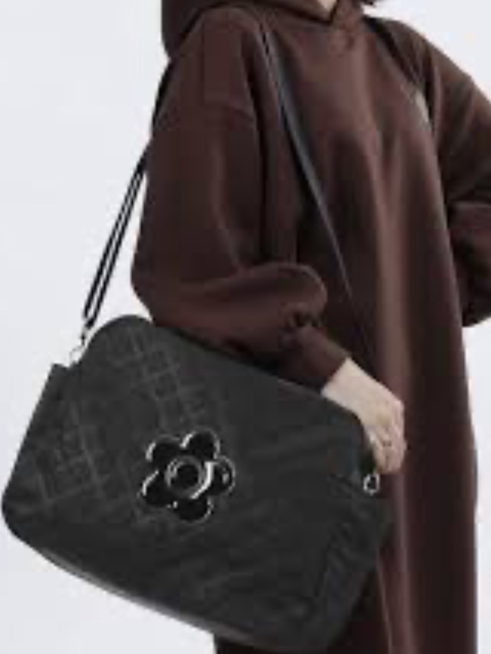 Mary Quant London Women's Black Pinsonic Daisy Light Nylon Quilted Travel Tote